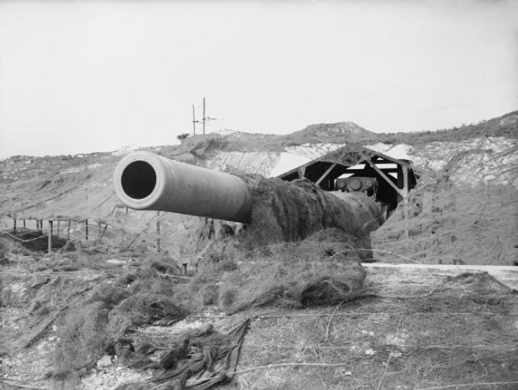 winnie-a-14-inch-gun-at-st-margarets-at-cliffe-near-dover-march-1941-741x558